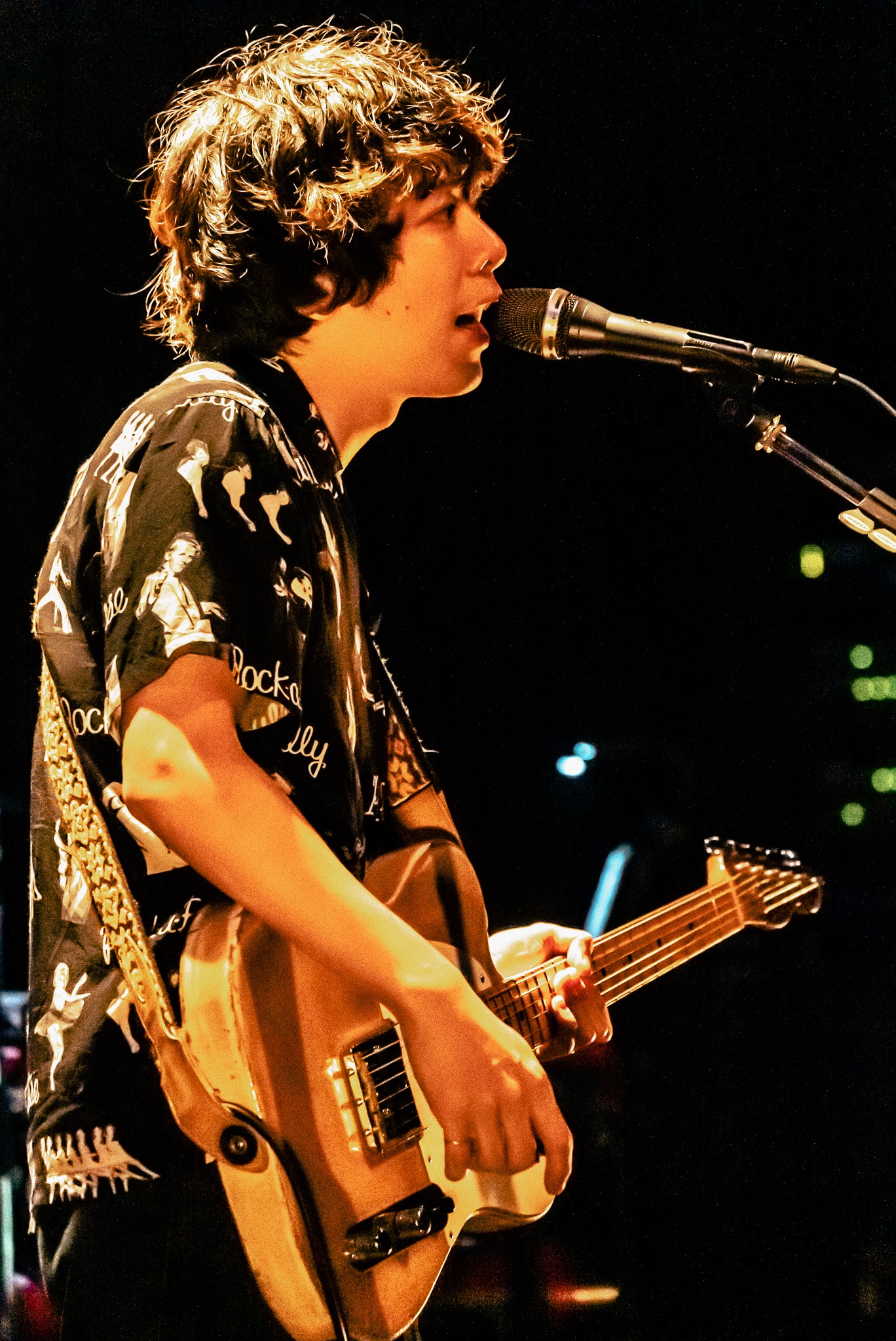 オカモトコウキ（Vo, G）