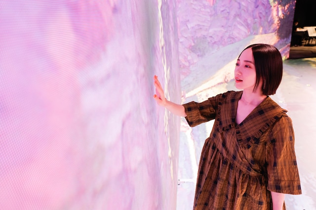 MIRAIKEN studio（未来研スタジオ）のLEDディスプレイ。