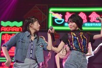 左から大和明桜、隈本茉莉奈。