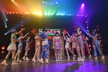 「さよならタイガー」を披露する虹のコンキスタドール。