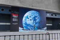 THE PRIMALS「THE PRIMALS Live in Japan - Beyond the Shadow」の会場内に設置されたパネル。