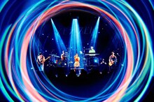 スピラ・スピカ「スピスピと燦々輝こう！～ナガレボシトレインに乗って～」の様子。