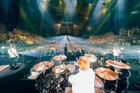 THE PRIMALS「THE PRIMALS Live in Japan - Beyond the Shadow」の様子。