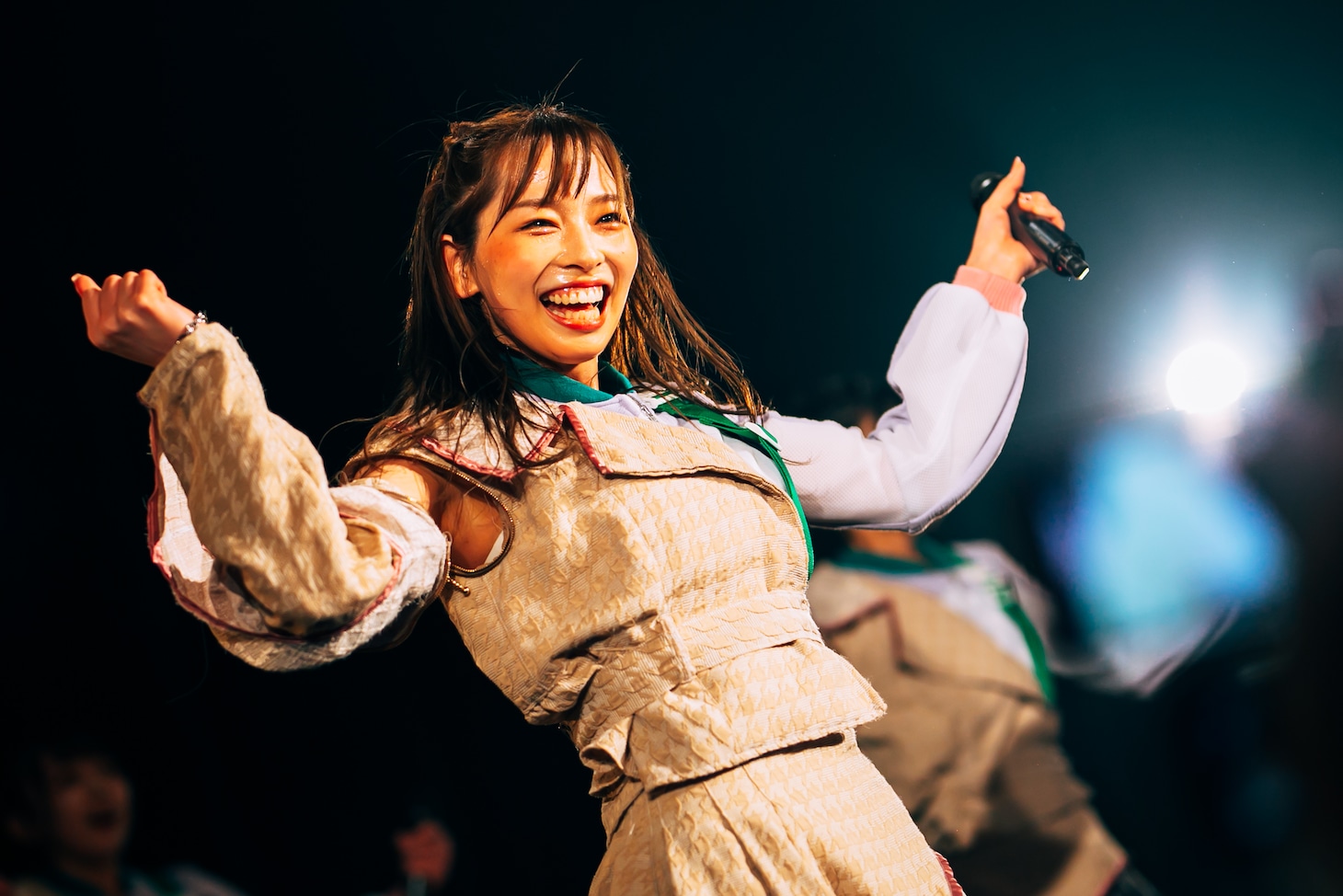 渥美かな