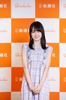 賀喜遥香（乃木坂46）(c)新潮社
