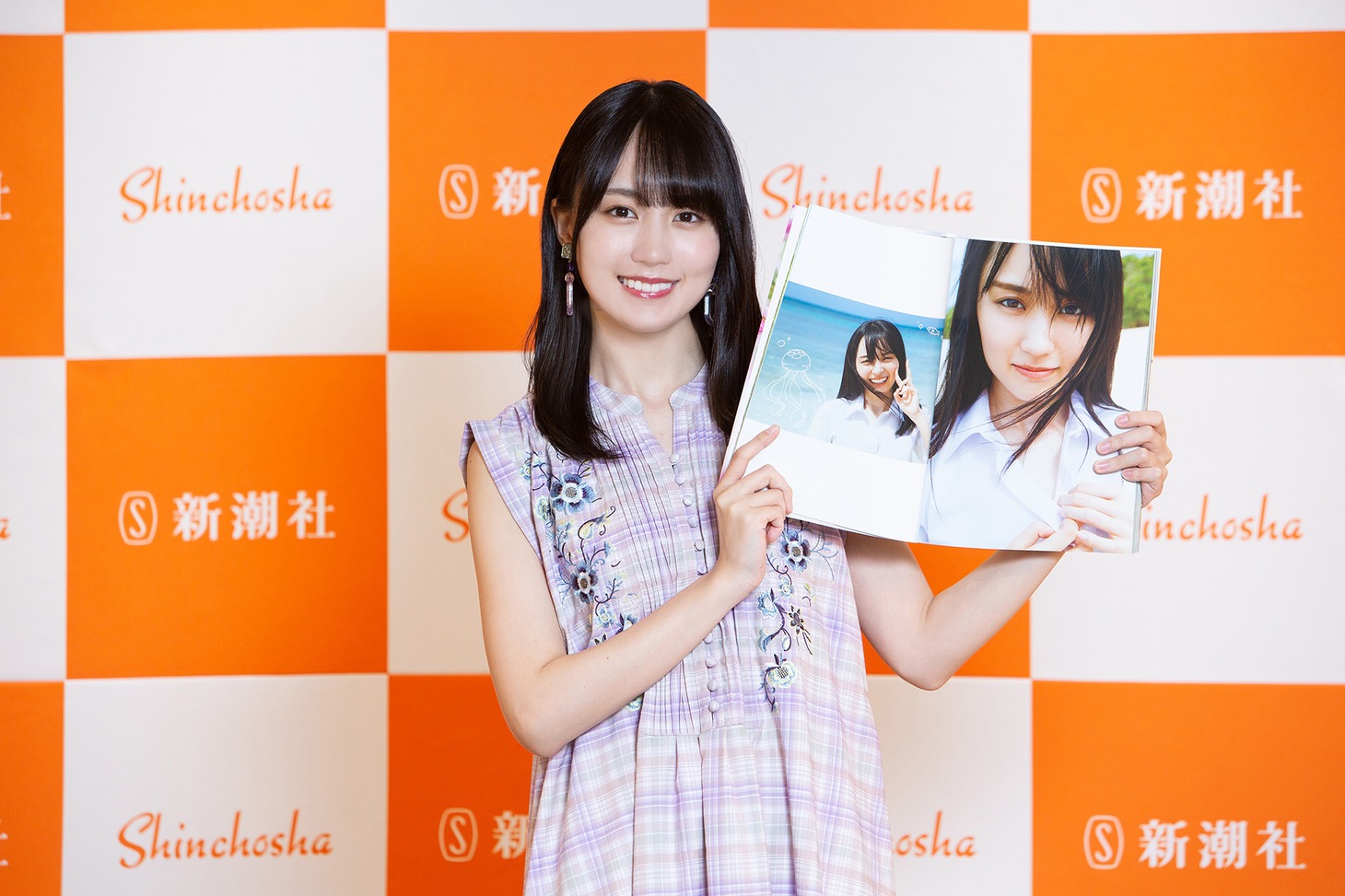 賀喜遥香（乃木坂46）(c)新潮社