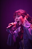 眉村ちあき「CHIAKI MAYUMURA Tour "ima"」東京・Zepp Haneda（TOKYO）公演の様子。