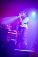 眉村ちあき「CHIAKI MAYUMURA Tour "ima"」東京・Zepp Haneda（TOKYO）公演の様子。