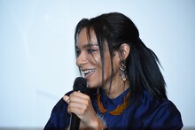 アヴちゃん（女王蜂）