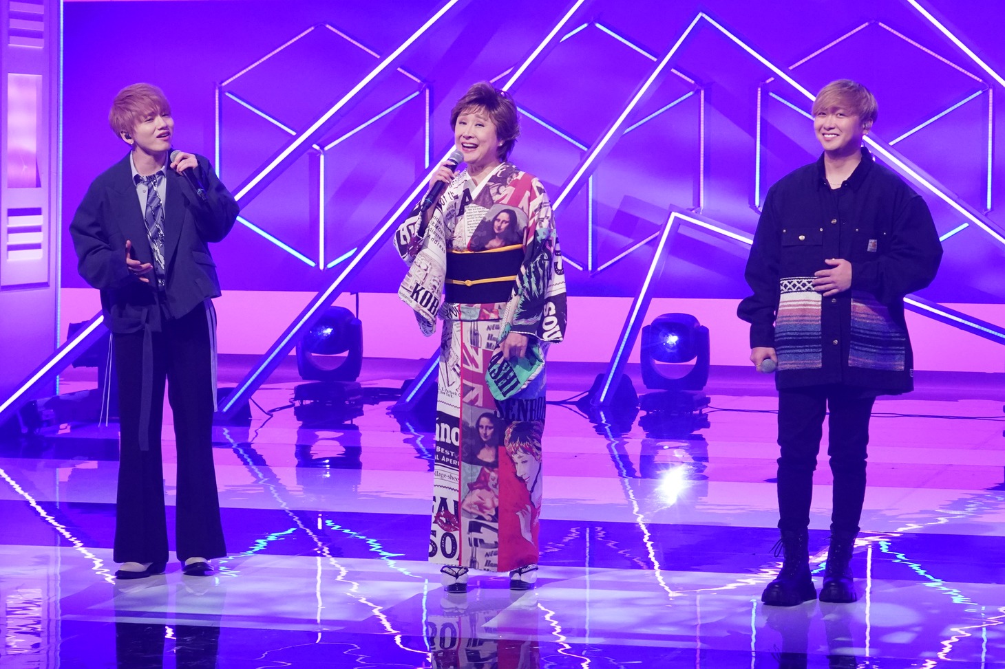 左から花村想太（Da-iCE）小林幸子、大野雄大（Da-iCE）。(c)日本テレビ