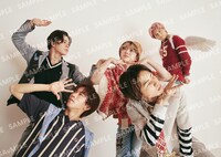 「Virgin Express Greatest Stories Vol.2」HMV店舗特典の大判フォトカードデザイン。