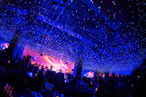 「GLAY app Presents PREMIUM CLASSICAL LIVE LIVE at HOME Vol.8 The Ballad of GLAY」の様子。（撮影：田辺佳子）