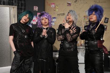 コント「ヴィジュアル系の日常」より。(c)フジテレビ