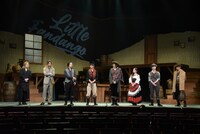 舞台「Little Fandango」初日会見の様子。