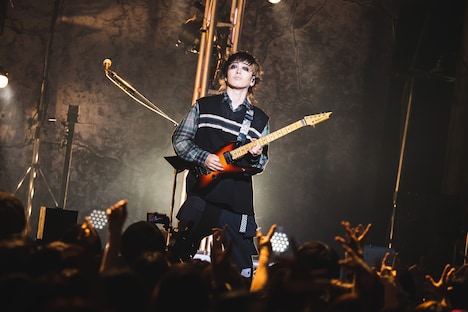 ミヤ（G）（撮影：冨田味我）