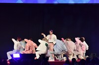 JO1 (c)LAPONE ENTERTAINMENT　