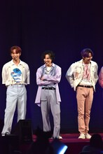 左から與那城奨、川西拓実、川尻蓮。 (c)LAPONE ENTERTAINMENT　