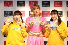 左から丸山礼、ゴリエ、桜井美里。