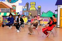 「火曜は全力！華大さんと千鳥くん」より。(c)フジテレビ