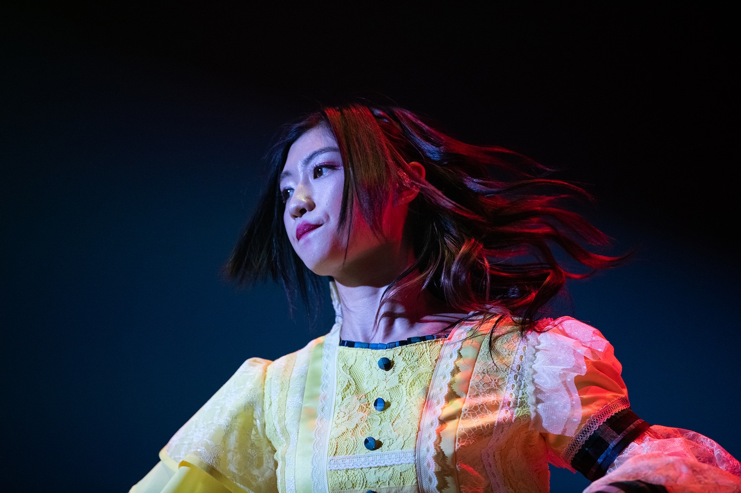 小林歌穂