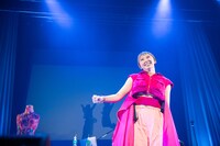 「安本彩花生誕ソロライブ『歌って踊って歌謡show!!!安安』」の様子。