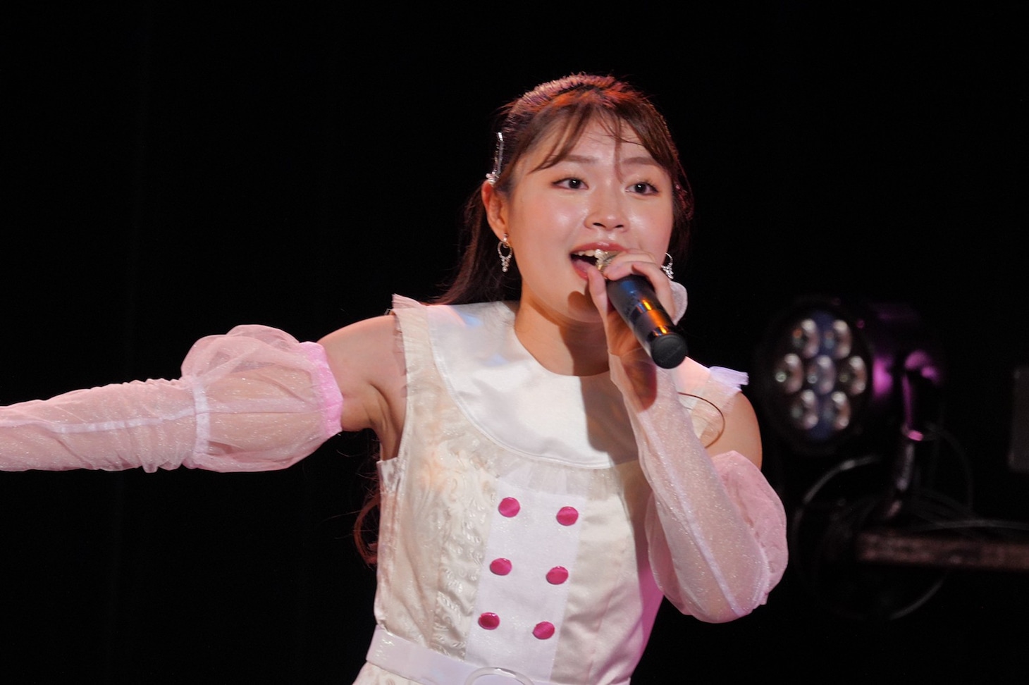 中川千尋