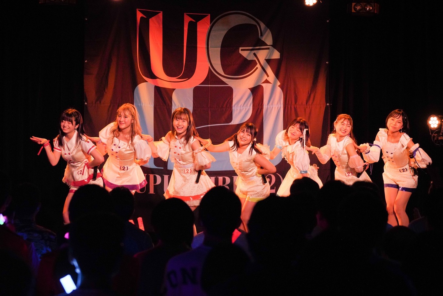 「アップアップガールズ（２） U（２）Zone LINE」の様子。