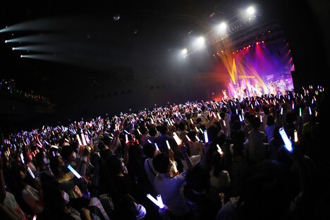 「でんぱ組.inc Zeppツアー2022 『お前らDEMPARKまで行くんだろ？乗りな！』」東京・Zepp DiverCity（TOKYO）公演の様子。