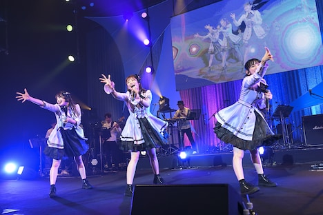 「結成6周年記念全国ツアー ~Taskあいにいきます。~」東京・中野サンプラザホール公演の様子。(撮影:林晋介)