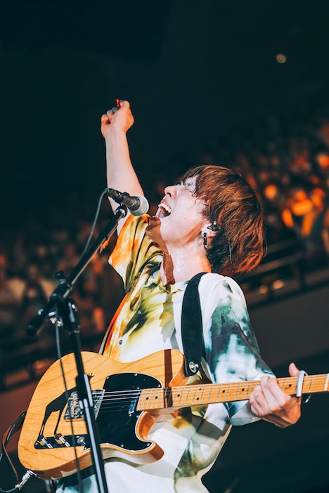 石原慎也（Vo, G）