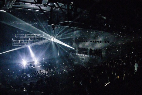 小林私のライブの様子。