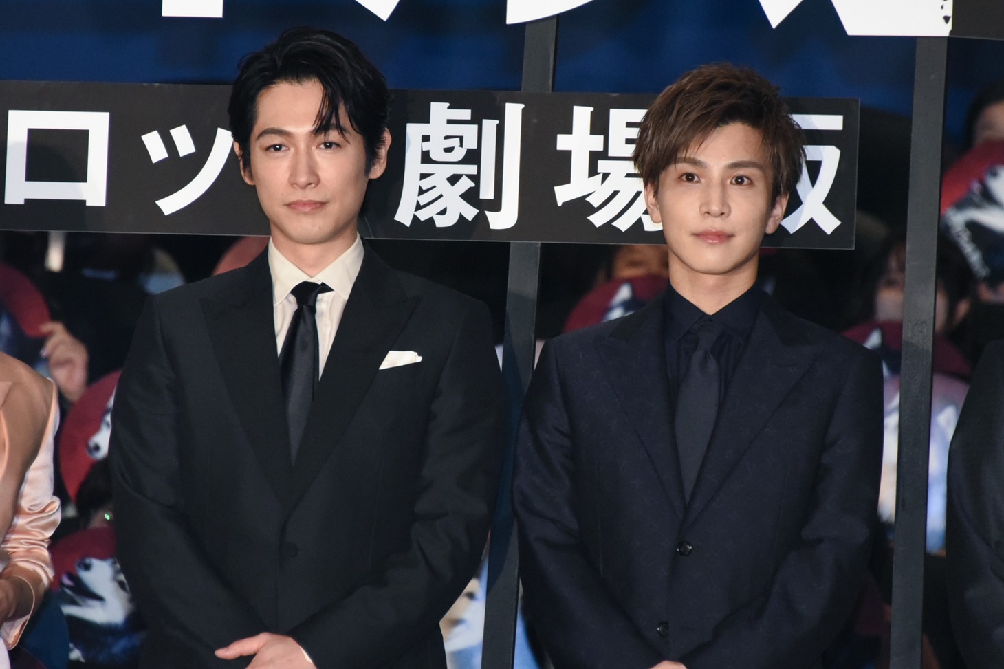左からディーン・フジオカ、岩田剛典。