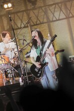 「SHISHAMO NO YAON!!! 2022」東京・日比谷公園大音楽堂（日比谷野音）公演より。（撮影：柴田恵理）