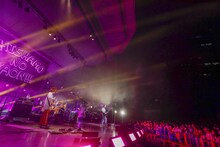 「SHISHAMO NO YAON!!! 2022」東京・日比谷公園大音楽堂（日比谷野音）公演より。（撮影：柴田恵理）