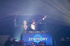 「BEMANI」×オーケストラの豪華なコラボ、盟友同士のdj TAKAとTaQが再会果たし熱演