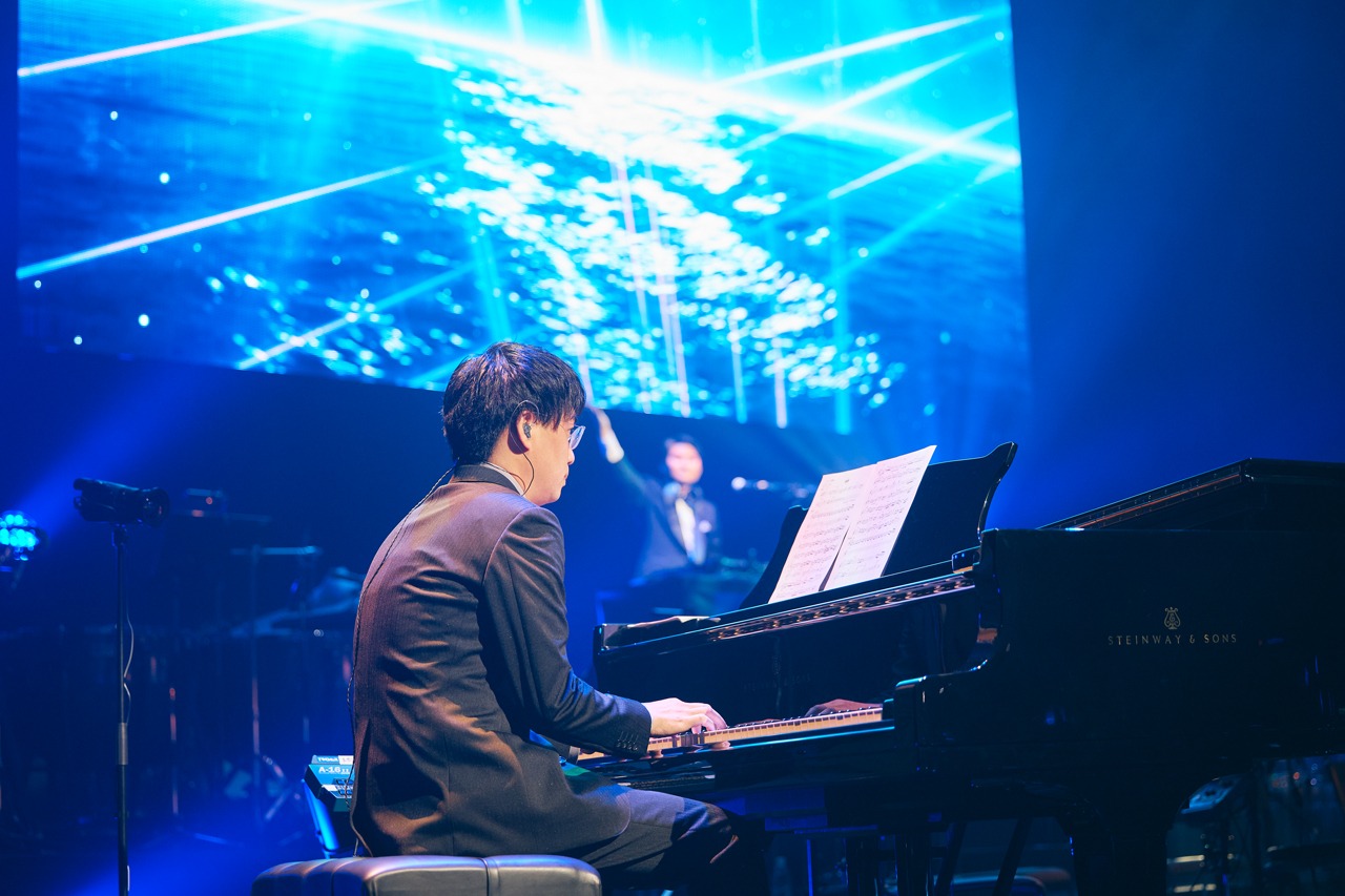 事務員G（photo by Aoi Haruna［superbly inc.］）