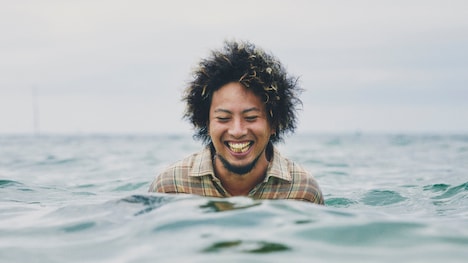 OSRINの「情熱大陸」オープニング。(c)MBS