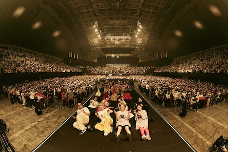 ゲスの極み乙女。結成10周年記念公演「解体」の様子。