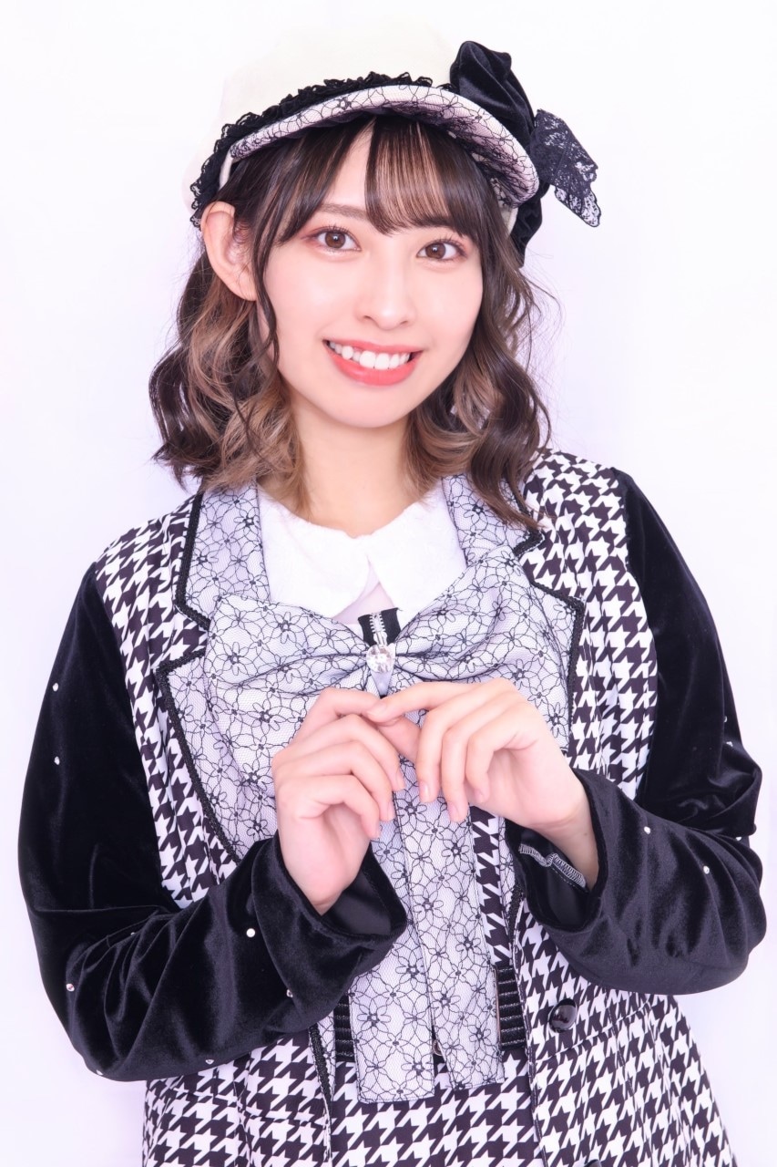 沖口優奈(マジカルパンチライン)ヤングガンガン 直筆サイン入り