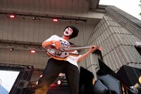 drm（B / logical emotion）（Photo by YUTA ITO）