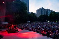 まらしぃとrecheのステージの様子。（Photo by YUTA ITO）