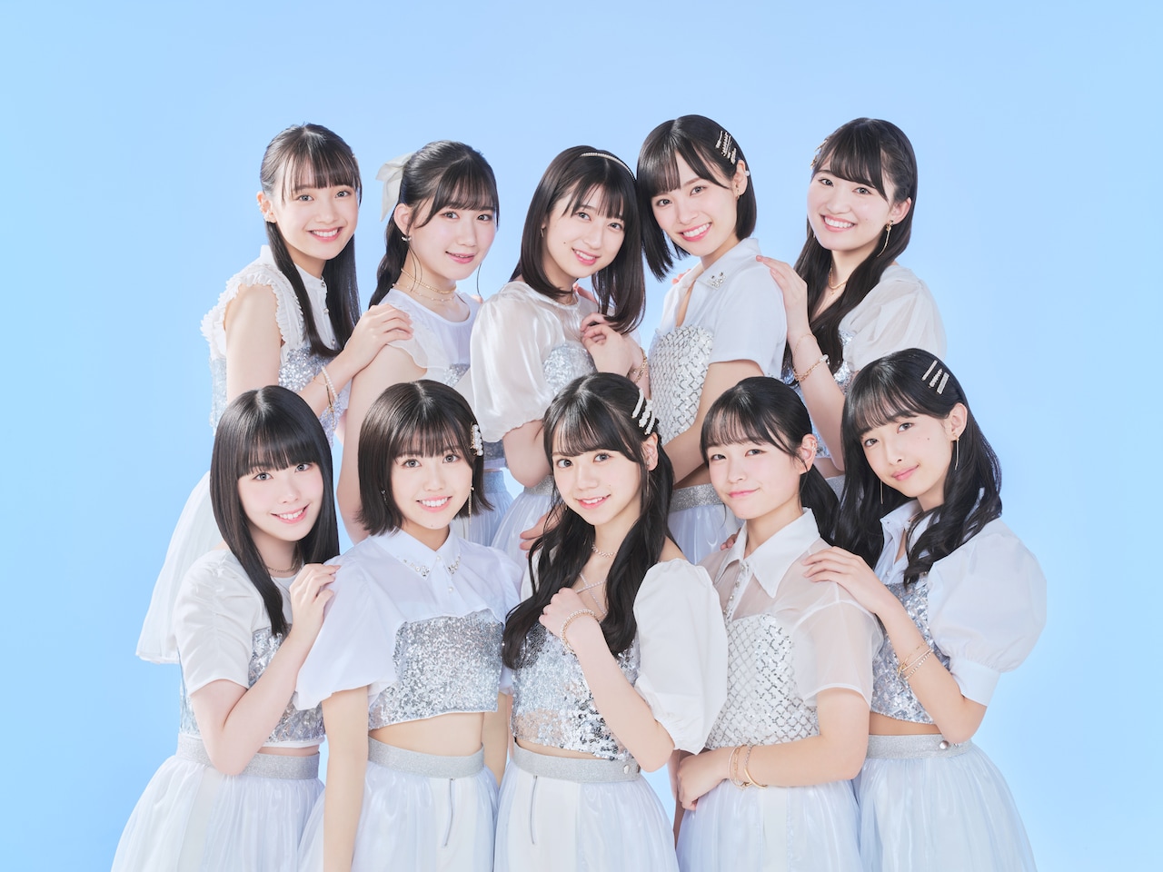 OCHA NORMA。下段左端が西崎美空。