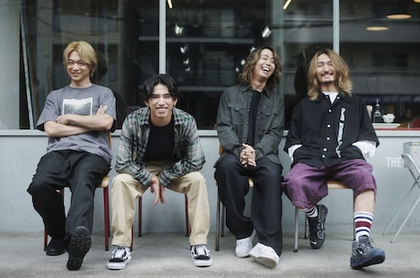 ONE OK ROCK。左から2番目がTaka（Vo）。