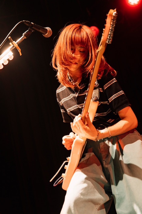 Lily（G, Vo / Chilli Beans.）（Photo by Momo Angela）