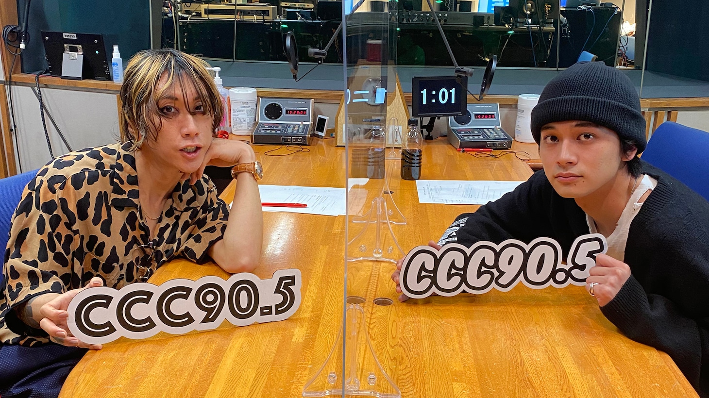 左から渋谷龍太（SUPER BEAVER）、北村匠海（DISH//）。
