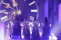 ももいろクローバーZ「MOMOIRO CLOVER Z 6th ALBUM TOUR “祝典”」ファイナル公演の様子。（撮影：小境勝巳）