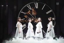 ももいろクローバーZ「MOMOIRO CLOVER Z 6th ALBUM TOUR “祝典”」ファイナル公演の様子。（撮影：上飯坂一）