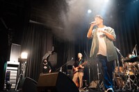 瑛人ワンマンツアー「ALL IN」東京公演の様子。（Photo by 渡邉隼）
