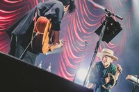 吉田山田（撮影：白石達也）