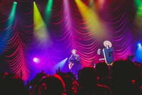 吉田山田「吉田山田弾き語りツアー2022～愛された記憶」の様子。（撮影：白石達也）